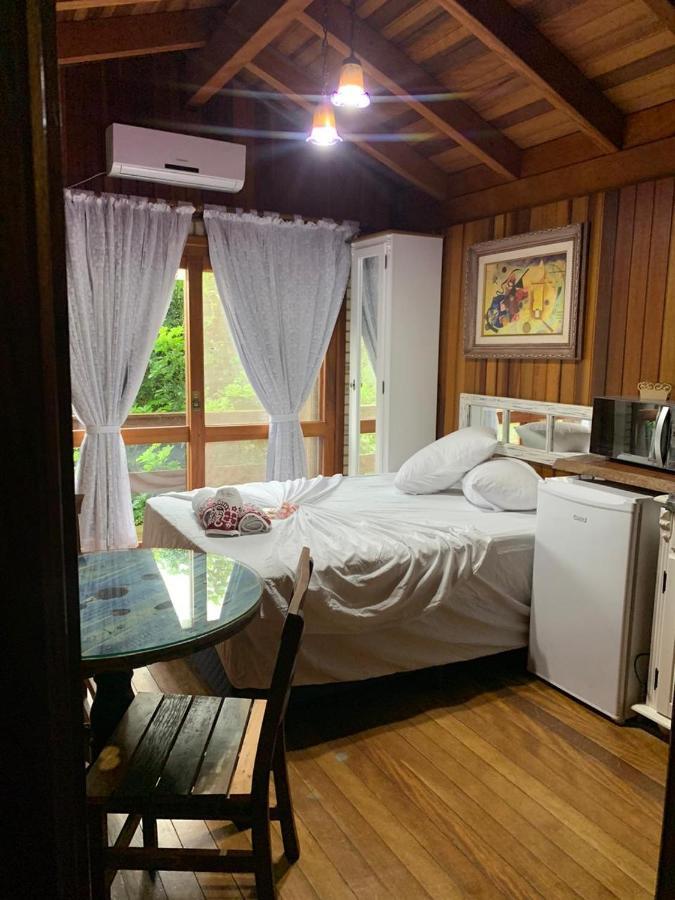 Pousada E Hostel Vale Do Rosa プライア・ド・ローザ エクステリア 写真
